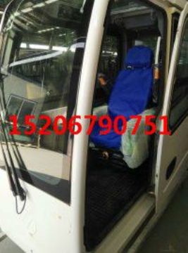 點(diǎn)擊查看詳細(xì)信息<br>標(biāo)題：中聯(lián)吊車(chē)駕駛室總成 帶內(nèi)飾  閱讀次數(shù)：3914